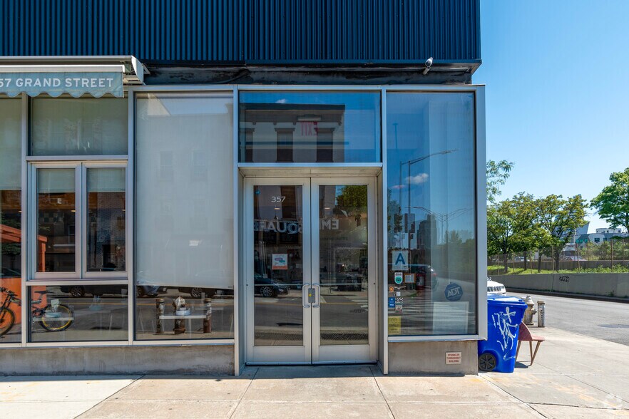 More Photos Of 357 Grand St, Brooklyn Apartments For Lease