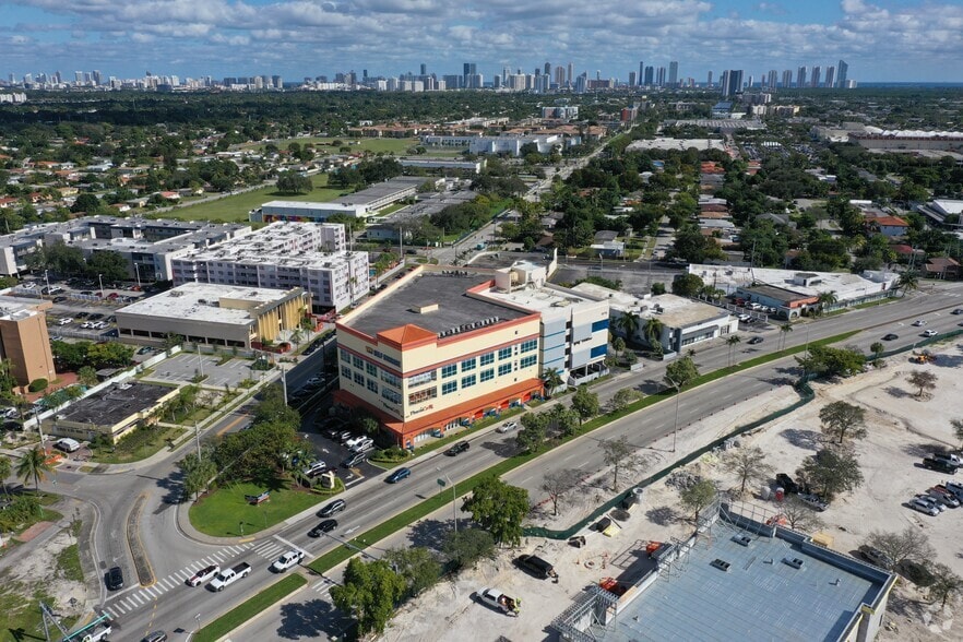 More Photos Of 909 NE 163rd St, North Miami Beach Medical For Sale