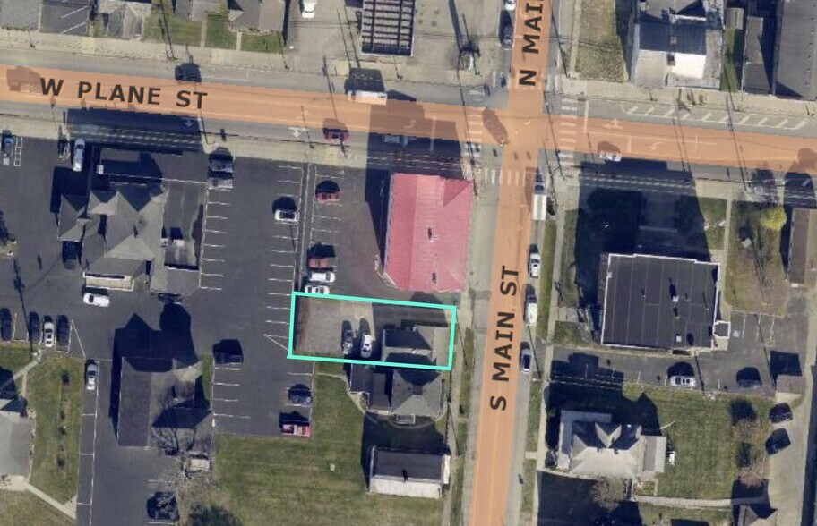 More Photos Of 109 S Main St, Bethel Office For Lease