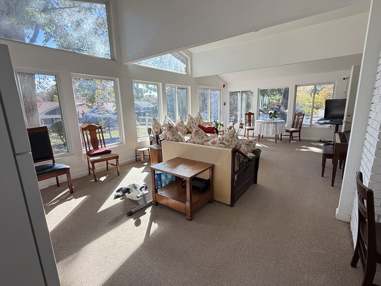 More Photos Of 4 Broomall Ct, Silver Spring Congregate Senior Housing For Sale