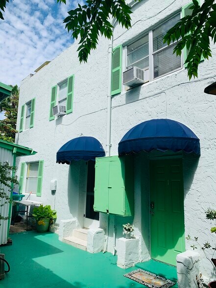 More Photos Of 769 NW 10th St, Miami Apartments For Sale