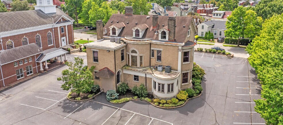 More Photos Of 401 Park Ave, Newport Office For Sale