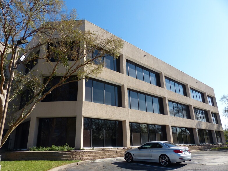 More Photos Of 1035 Dairy Ashford Rd, Houston Office For Lease