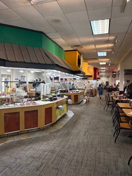 More Photos Of 389 Winchester Park Blvd, Boynton Beach Restaurant For Sale