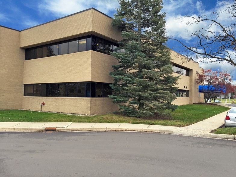 More Photos Of 2815 Pennsylvania Ave, Lansing Medical For Sale