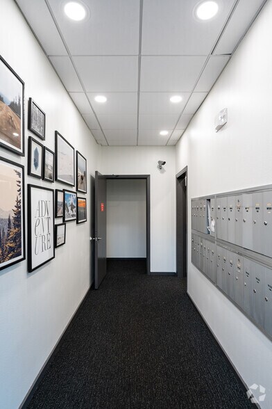 More Photos Of 6040 California Ave SW, Seattle Apartments For Lease