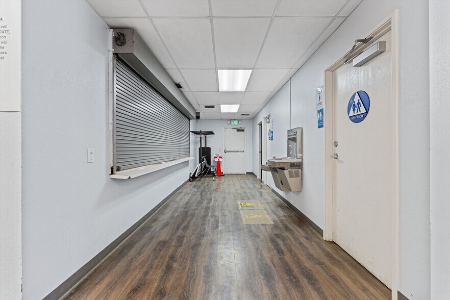 More Photos Of 3700 W Avenue L, Lancaster Schools For Lease