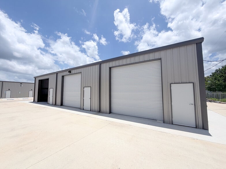 More Photos Of 30875 W IH-10, Boerne Unknown For Lease