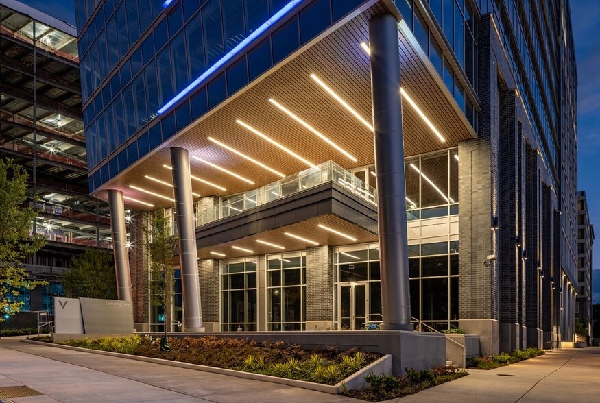 More Photos Of 1120 S Tryon St, Charlotte Unknown For Lease