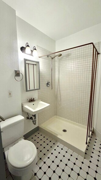 More Photos Of 1543 Exchange St, Astoria Multifamily For Sale