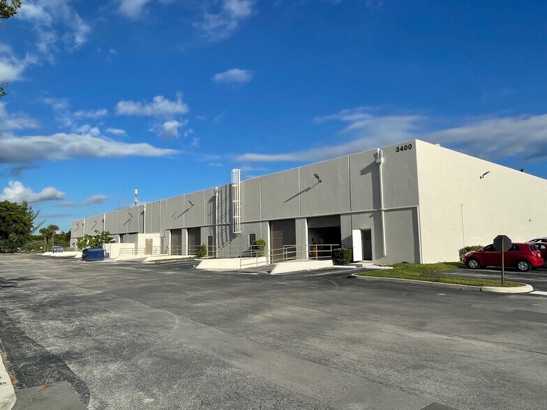 More Photos Of 3400 SW 26th Ter, Fort Lauderdale Unknown For Lease