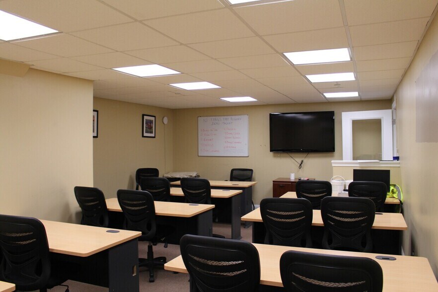 More Photos Of , Upper Marlboro Flex For Sale