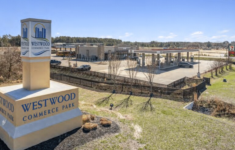 More Photos Of 28490 Naylor Mill Rd, Salisbury Service Station For Sale