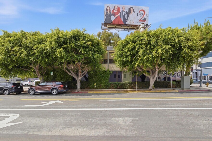 More Photos Of 11850 Wilshire Blvd, Los Angeles Medical For Sale