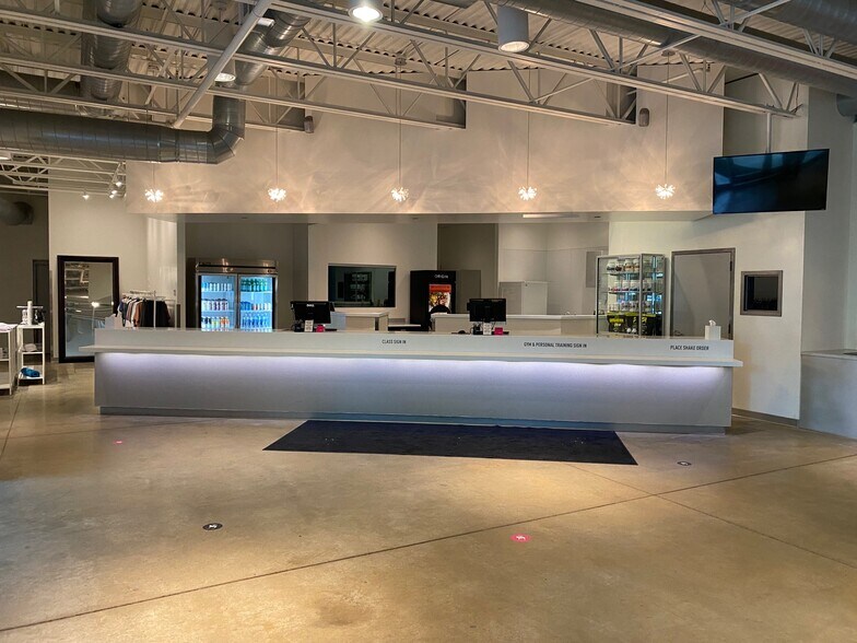 More Photos Of 1010 N 2nd Ave, Minneapolis Office For Sale