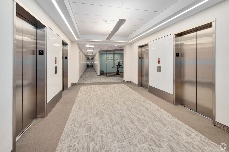 More Photos Of 4520 East West Hwy, Bethesda Office For Lease