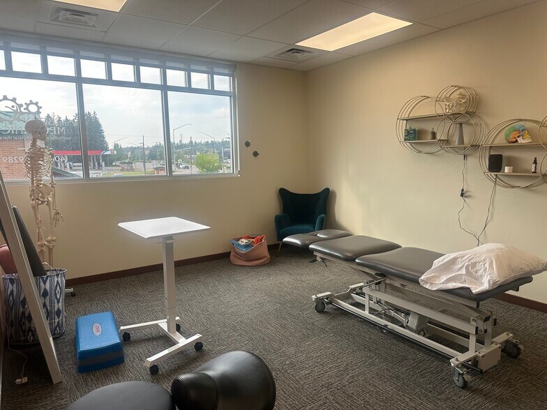 More Photos Of 704 E 13th St, Whitefish Office For Lease