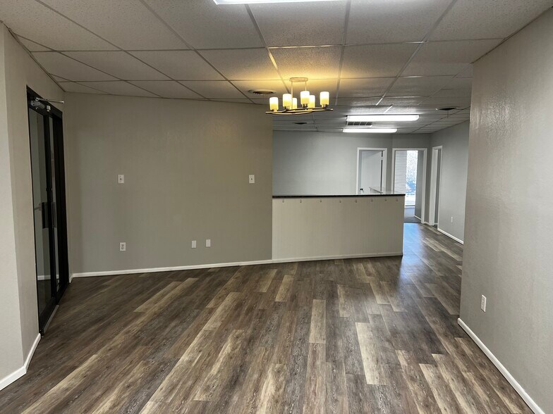 More Photos Of 4150 S Danville Dr, Abilene Storefront For Lease