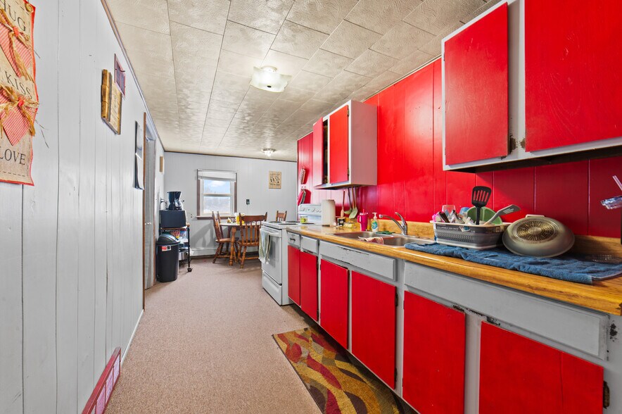 More Photos Of 6516 Old 27 N, Frederic General Retail For Sale