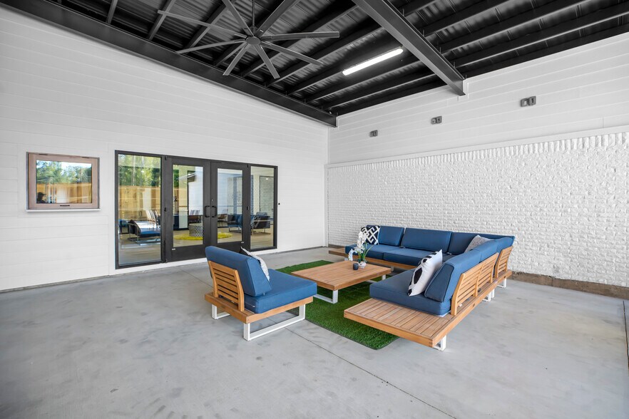 More Photos Of 2001 Tulane Dr, Lufkin Medical For Sale