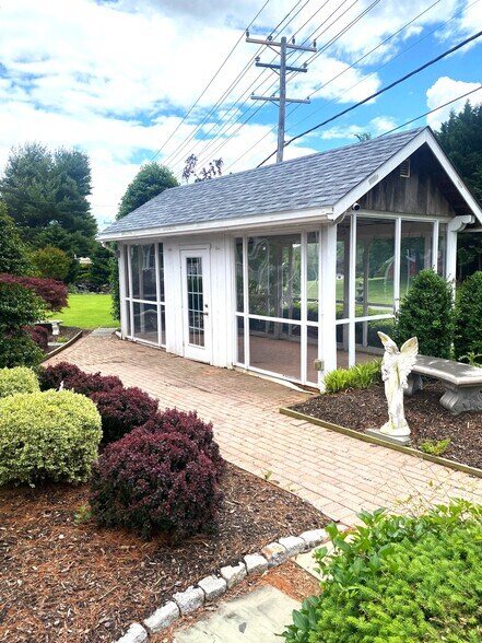 More Photos Of 1608 Jarrettsville Rd, Jarrettsville General Retail For Sale