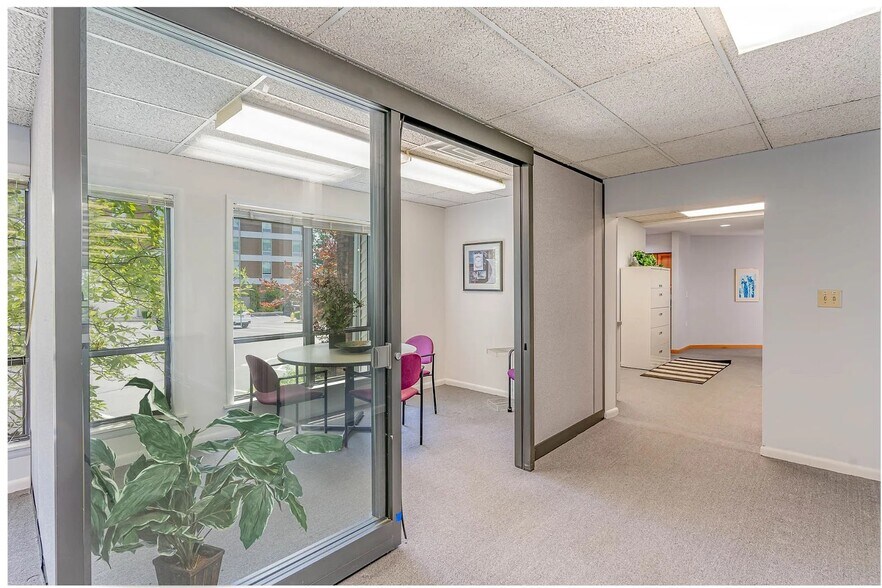 More Photos Of 11231 Cornell Park Dr, Cincinnati Office For Lease