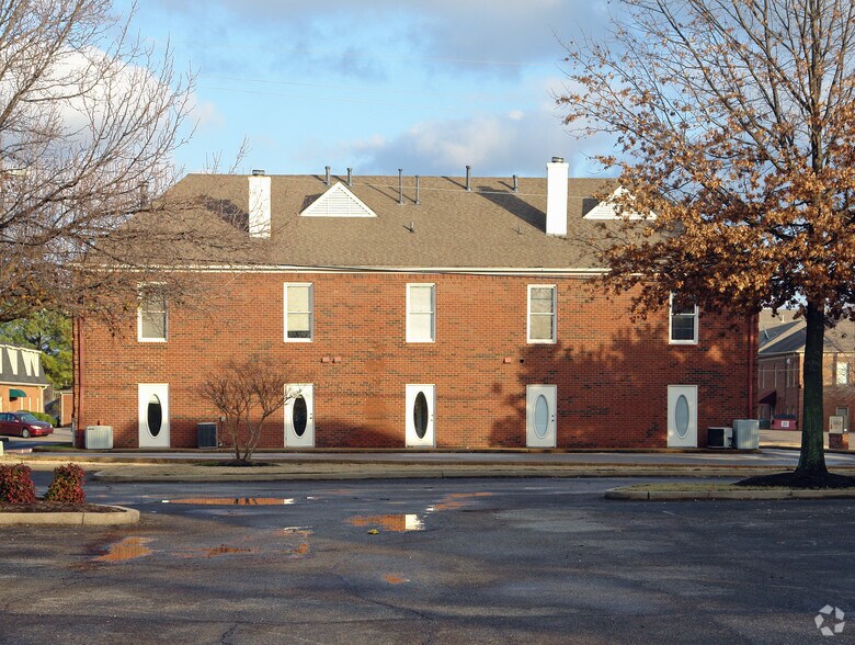 More Photos Of 779 Walnut Knoll Ln, Cordova Office For Sale