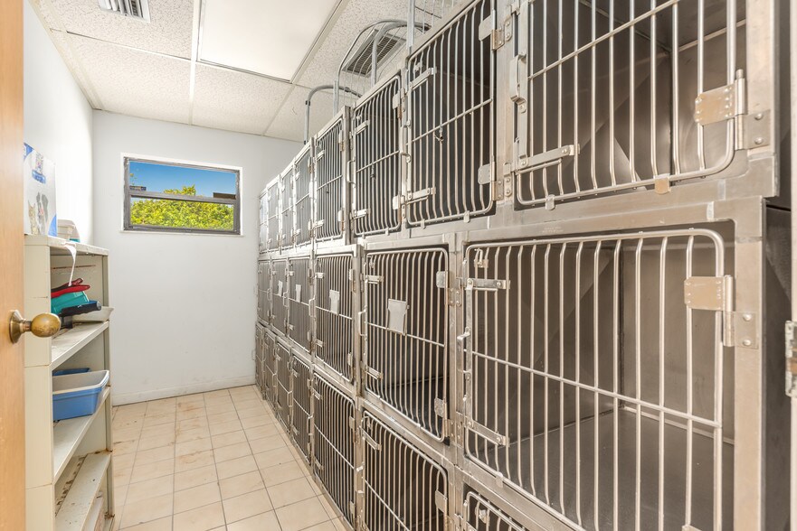 More Photos Of 8267 S Us-1 Hwy, Port Saint Lucie Freestanding For Sale