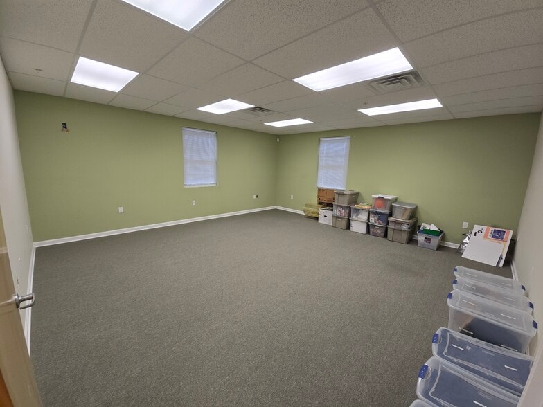 More Photos Of 120 Old Camden Rd, Camden Medical For Sale