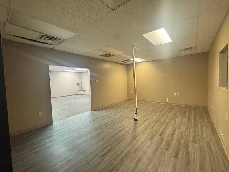 More Photos Of 3401 N May Ave, Oklahoma City Storefront For Sale