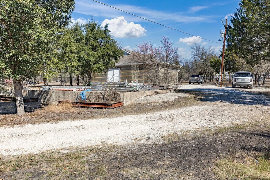 More Photos Of 110 Meyers Rd, Buda Land For Sale
