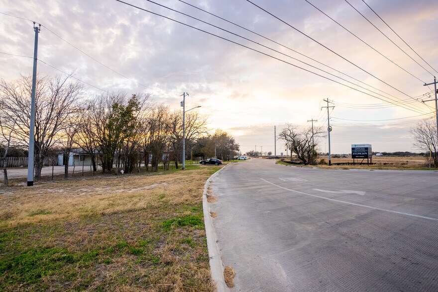 More Photos Of 637 Strempel St, Seguin Land For Sale