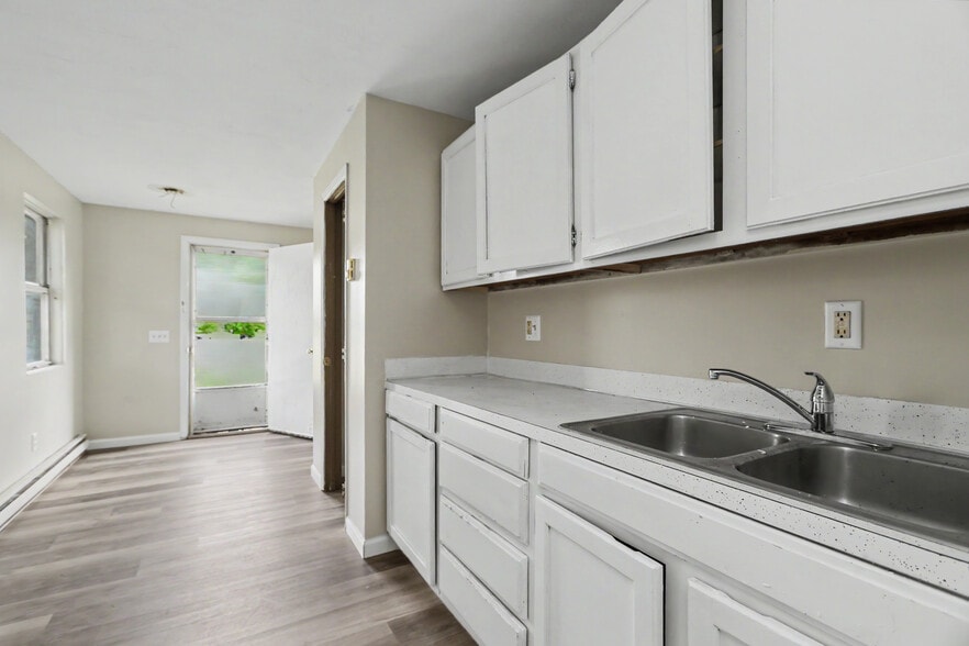 More Photos Of 318 Rae Ct, Willard Apartments For Sale