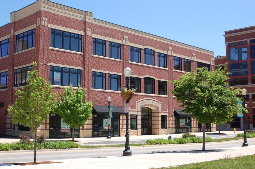 More Photos Of 5143-5151 Mochel Dr, Downers Grove Office For Sale