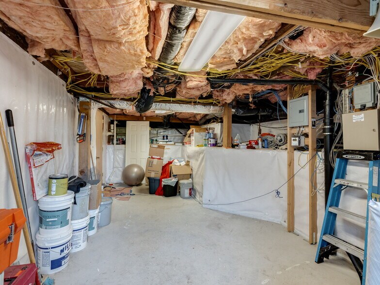 More Photos Of 2800 E Evergreen Blvd, Vancouver Office Residential For Lease