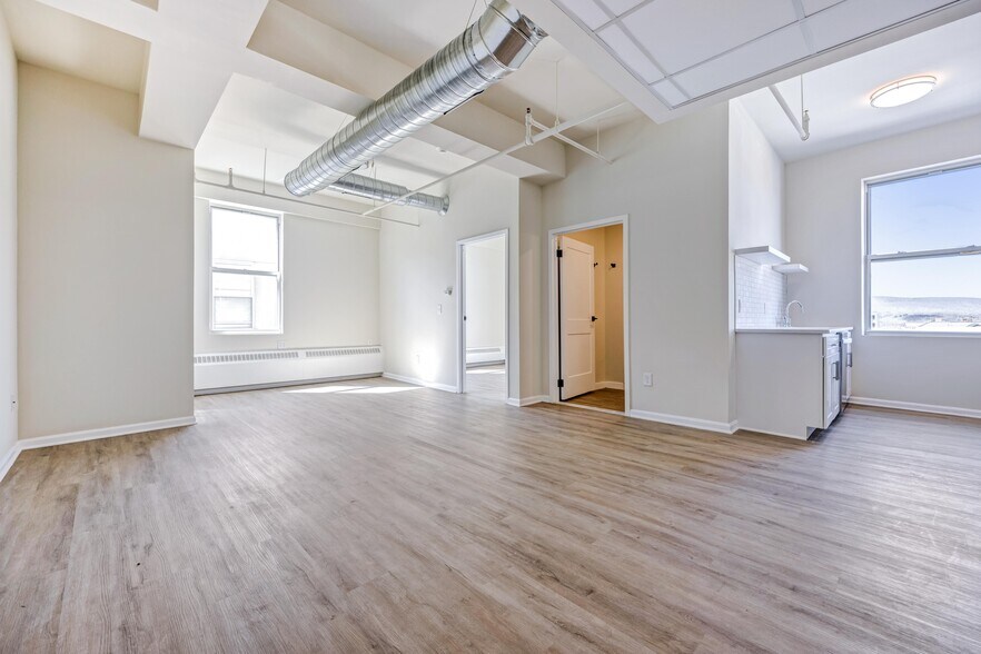 More Photos Of 57 Cannon St, Poughkeepsie Apartments For Lease