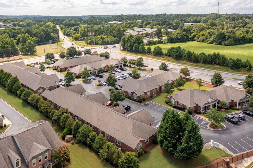 More Photos Of 6770-6782 Jamestown Dr, Alpharetta Medical For Sale