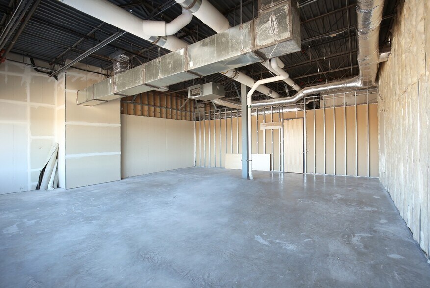 More Photos Of Dallas North Tollway, Plano Unknown For Lease