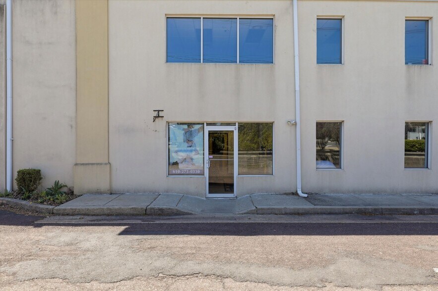 More Photos Of 611 S Broad St, Lansdale Health Club For Sale