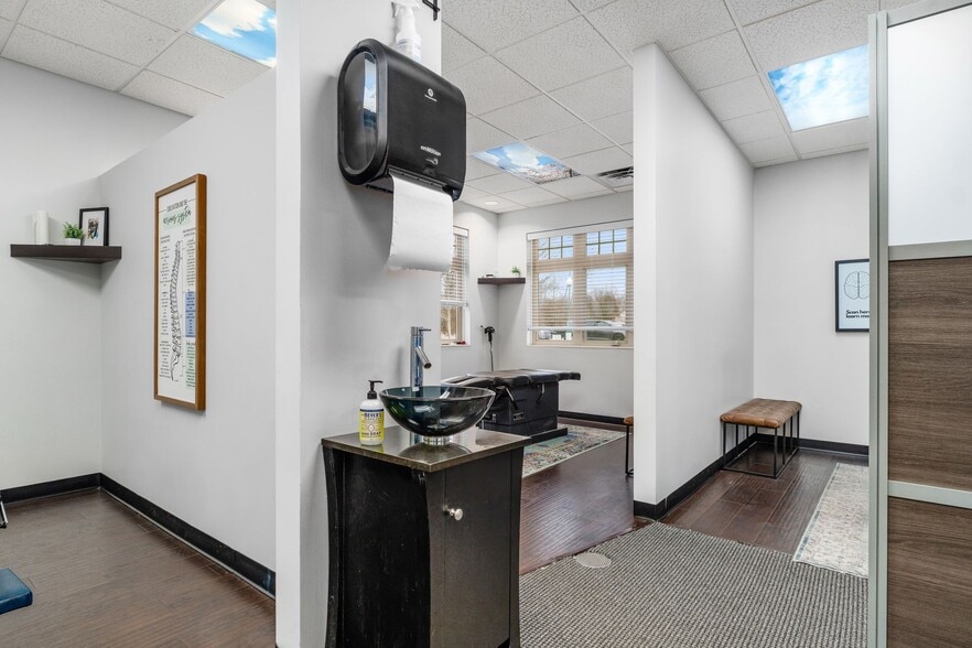 More Photos Of 440 Beecher Rd, Columbus Medical For Lease