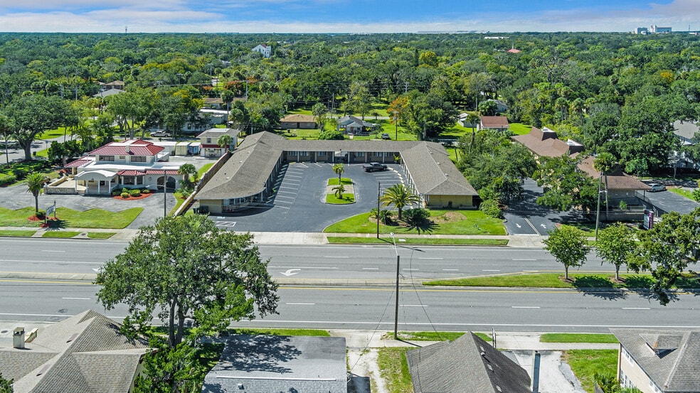 More Photos Of 640 S Ridgewood Ave, Daytona Beach Hotel For Sale