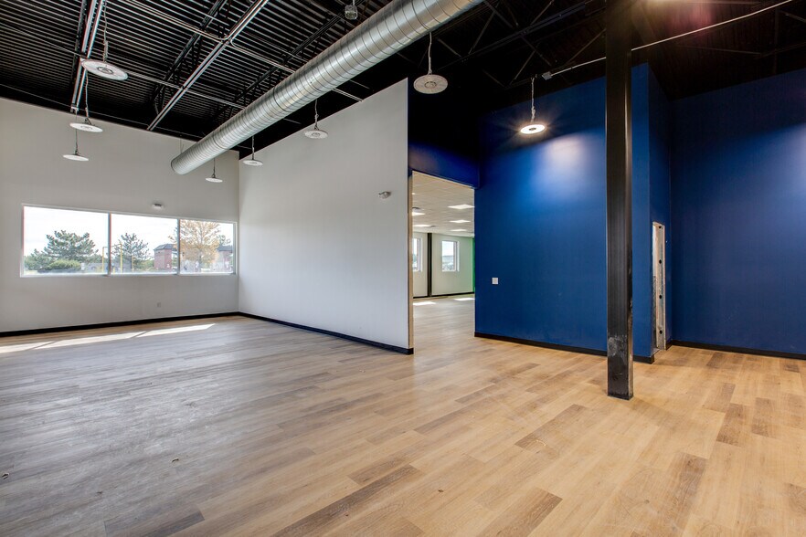 More Photos Of 9145 Commerce Center Cir, Highlands Ranch Office For Sale