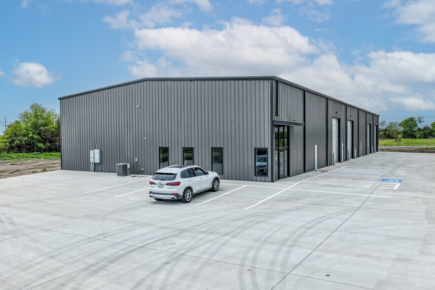 More Photos Of 1400 S State Hwy 78, Farmersville Industrial For Lease