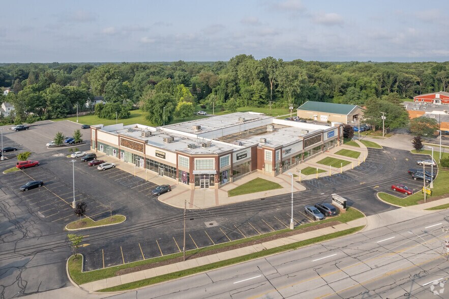 More Photos Of 5549-5555 Monroe St, Sylvania Freestanding For Lease