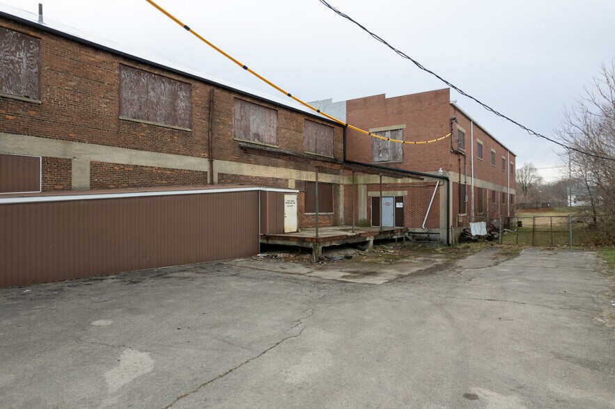 More Photos Of 435 N Elizabeth St, Lima Warehouse For Sale