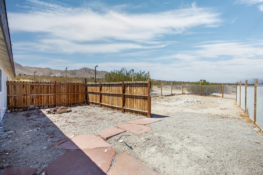 More Photos Of 7382 Olympic Rd, Joshua Tree Apartments For Sale
