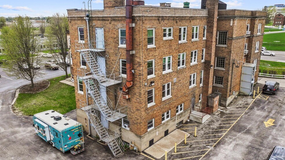More Photos Of 1329 N Lake St, Aurora Correctional Facility For Sale