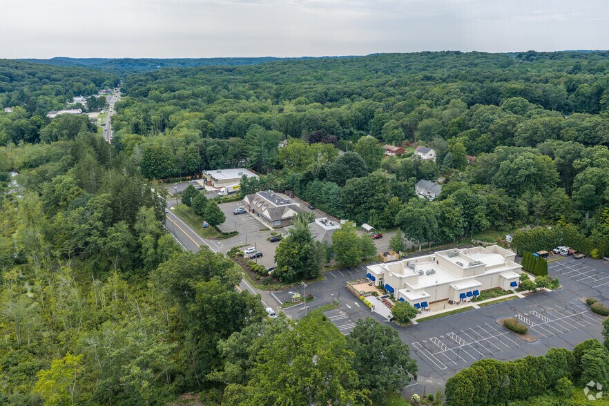 More Photos Of 707 Main St, Monroe Freestanding For Sale