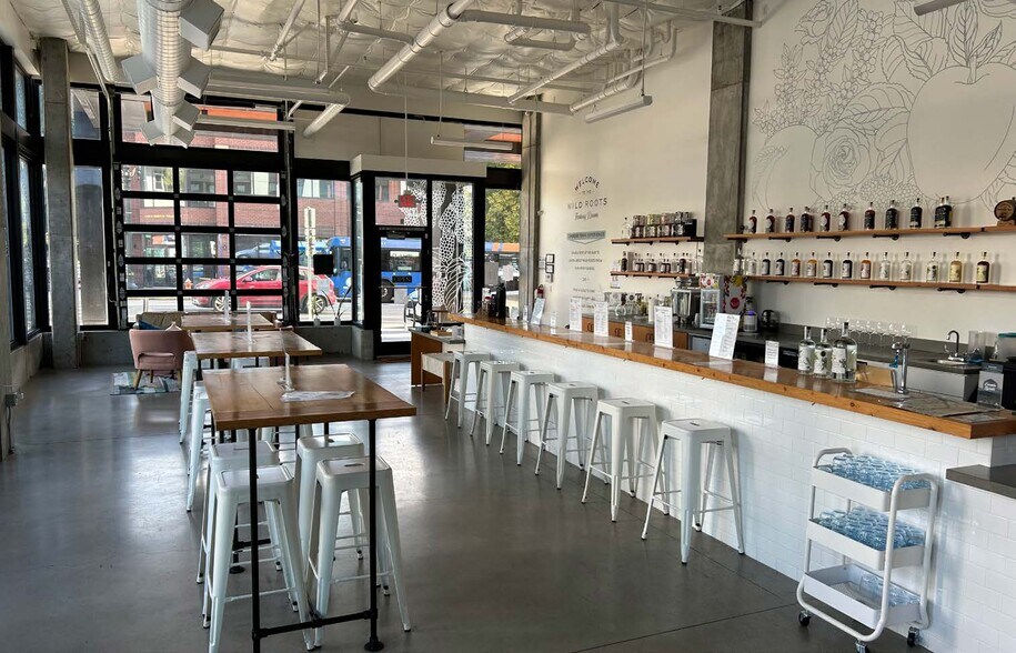 More Photos Of 77 NE Grand Ave, Portland Apartments For Lease