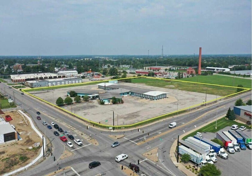Primary Photo Of 815 W Sample St, South Bend Truck Terminal For Sale